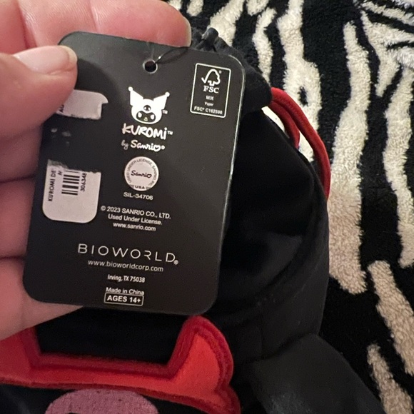 Kuromi drawstring pouch bnwt - Picture 4 of 8